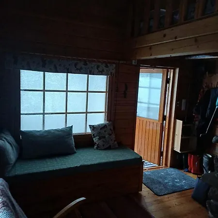Chalet 12 Km From The Center Of Ivalo *